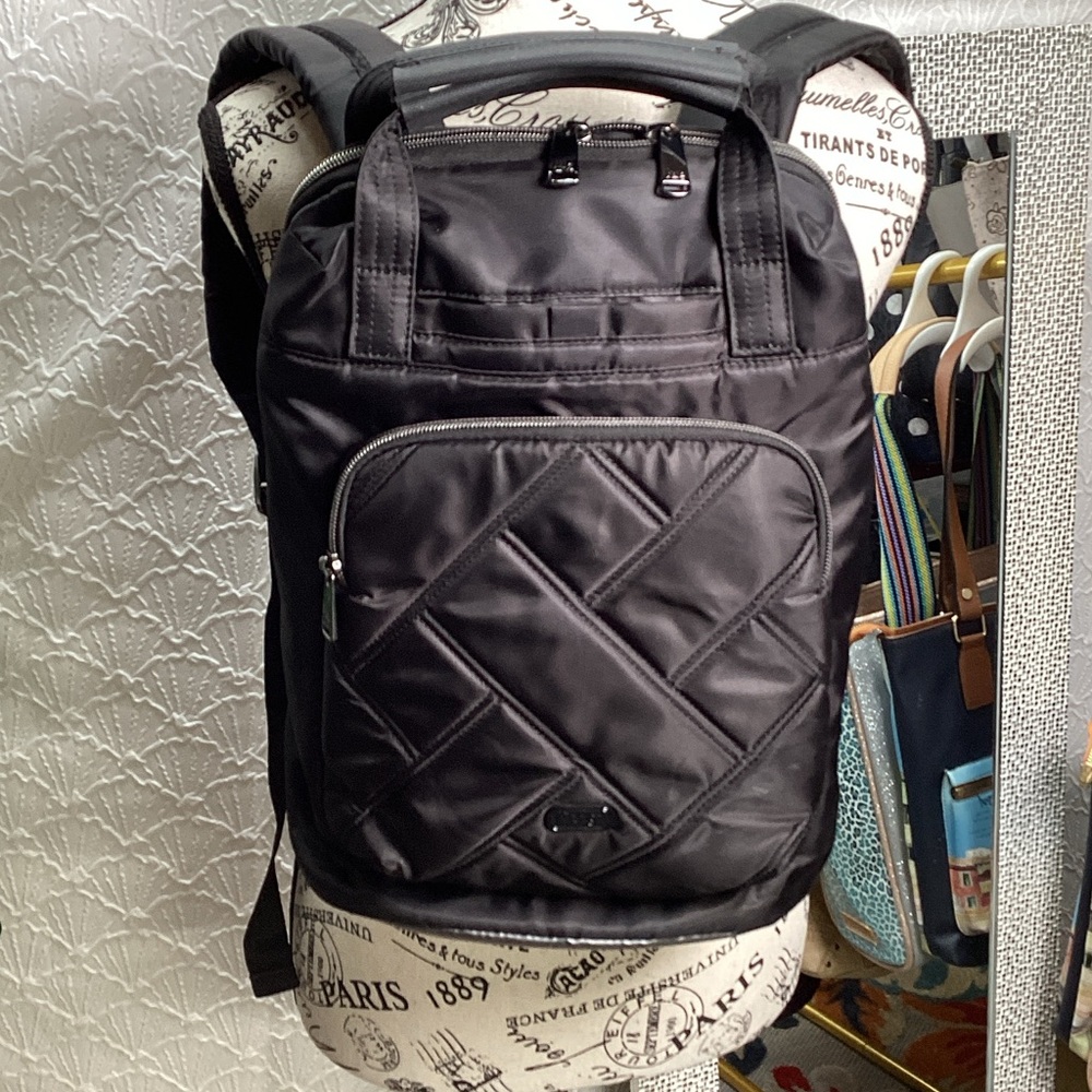 Lug Hovercar 🖤🖤🖤 Black Quilted Backpack 🖤🖤🖤